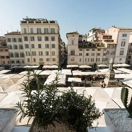 Apartment Campo Dei Fiori Deluxe With View Rome